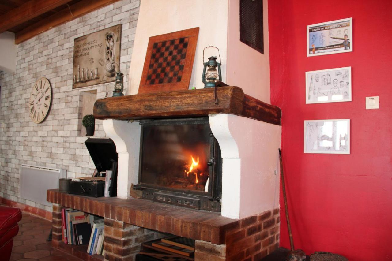 Maison De Charme, D'Artiste, Decoration Brocante Aigrefeuille-dʼAunis Zewnętrze zdjęcie